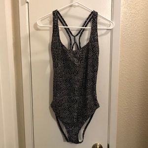 Used women’s Speedo swimsuit. Size 14.